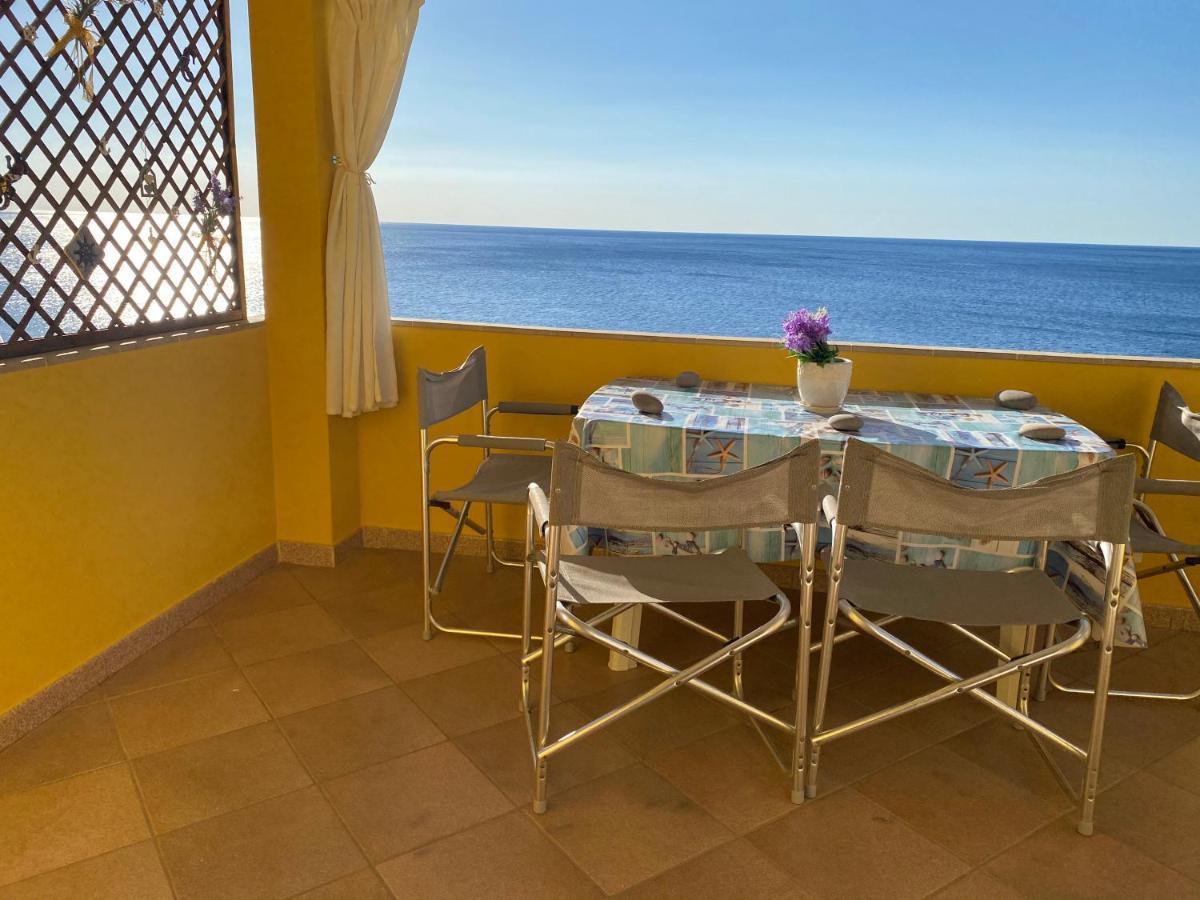 La Casa Gialla Cala Gonone Exteriér fotografie