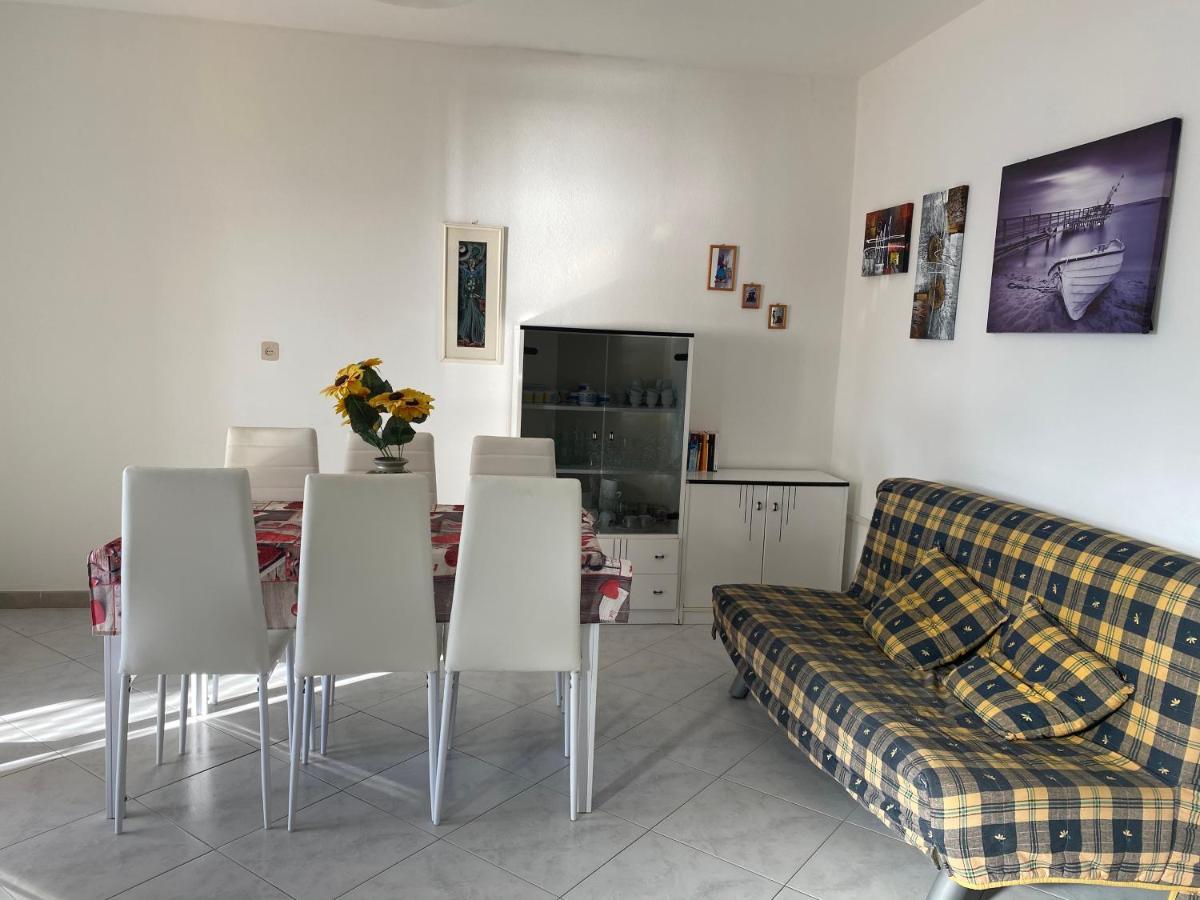 La Casa Gialla Cala Gonone Exteriér fotografie
